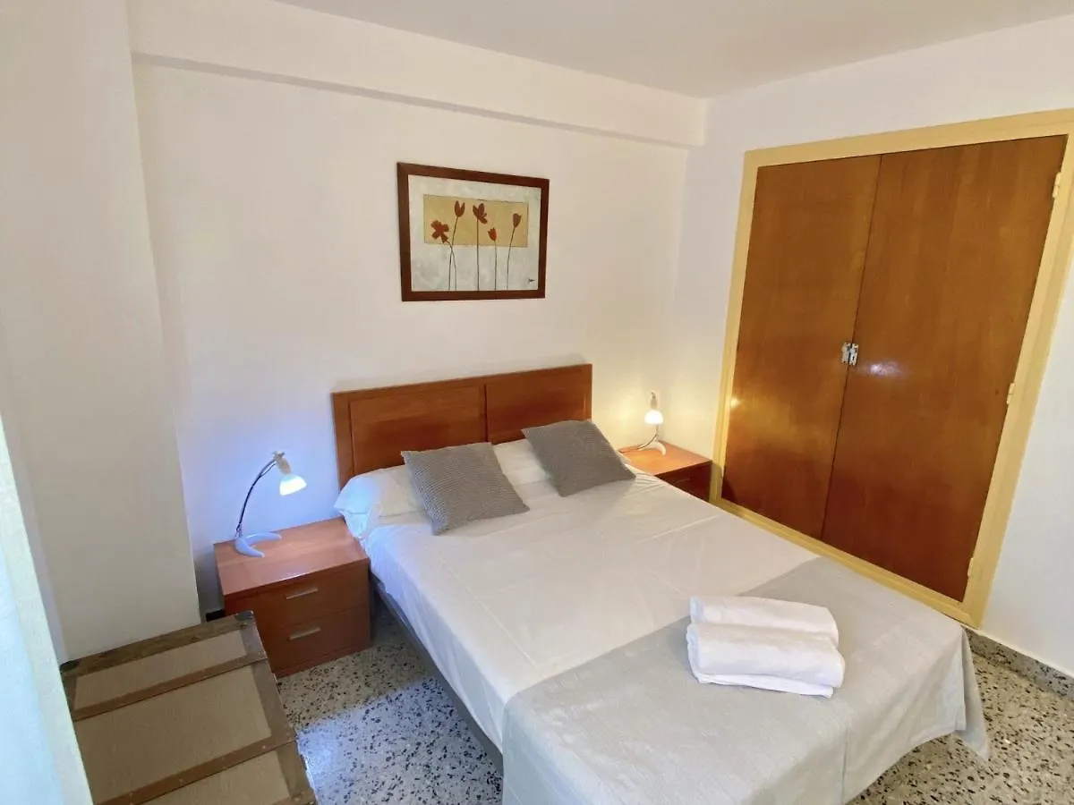 ApartBeach LA CUMBRE Vista Playa Climatizado Salou 0*,